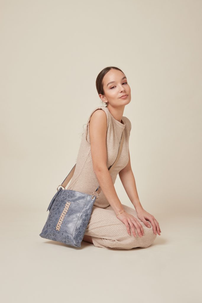 Fotografía catalogo o lookbook en estudio fotográfico