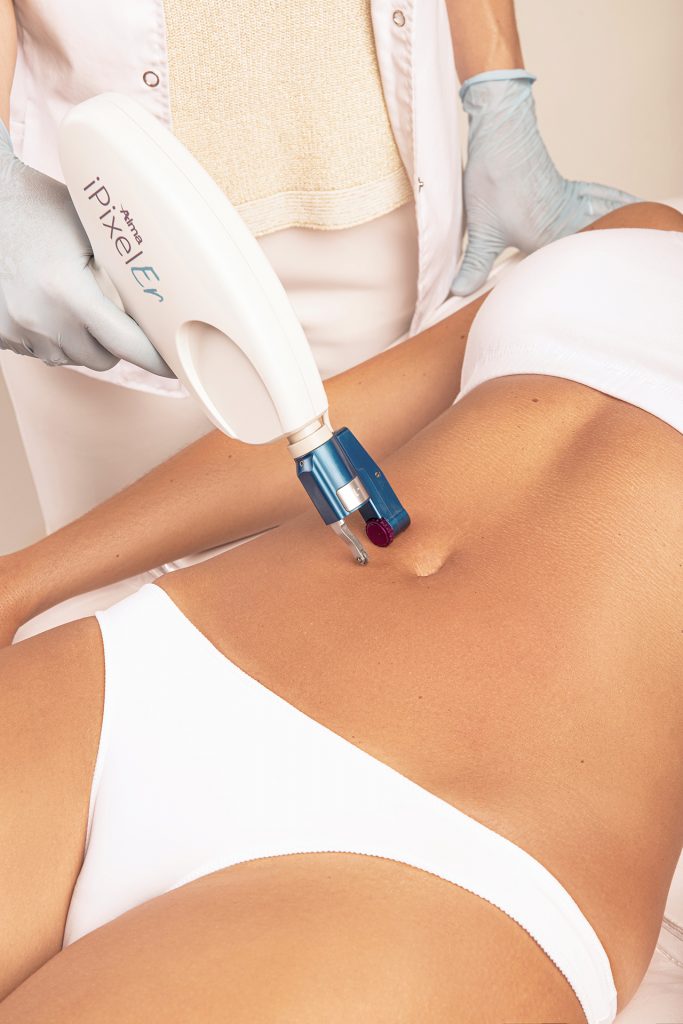 Fotografía de tratamiento en clínica estética